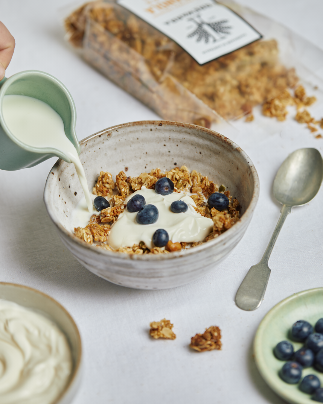 WHY YOU SHOULD EAT NUTS EVERY DAY